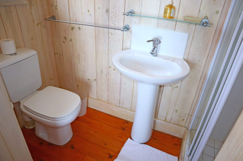 laat-le-holiday-accommodation-buffalo-bay-buffelsbaai