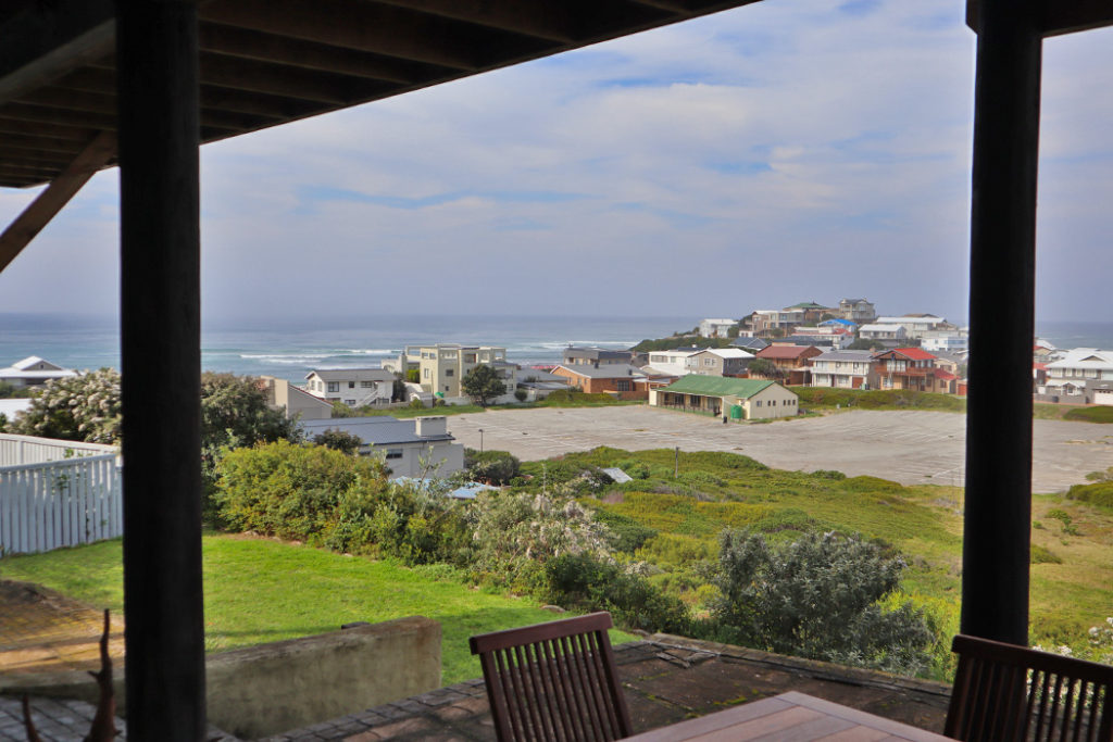 laat-le-holiday-accommodation-buffalo-bay-buffelsbaai