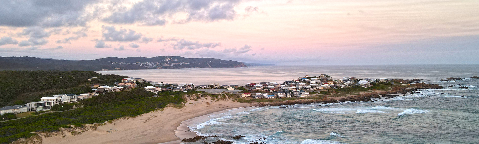 cecily-botha-holiday-rentals-buffelsbay-buffelsbaai-holiday accommodation-to rent-holiday-rentals-seaside-holidays